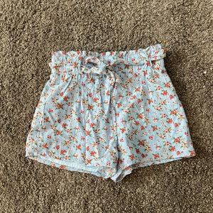 floral shorts